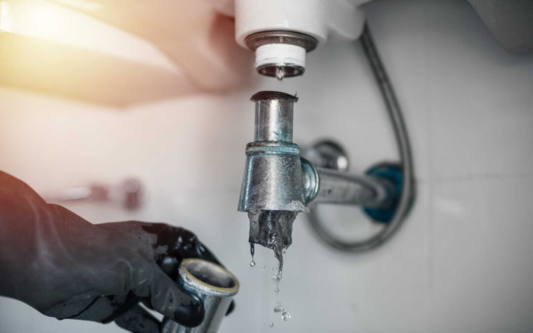 How to Fix a Clogged Drain: When Should You Call a Plumber